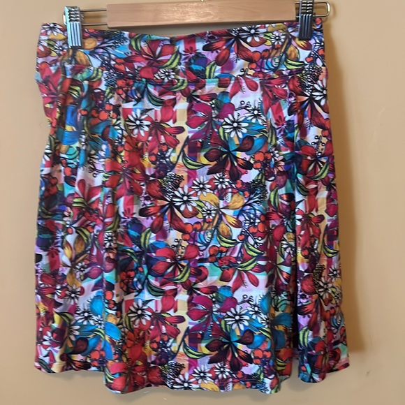 Dona Jo skort size 2 medium/large - Picture 2 of 3
